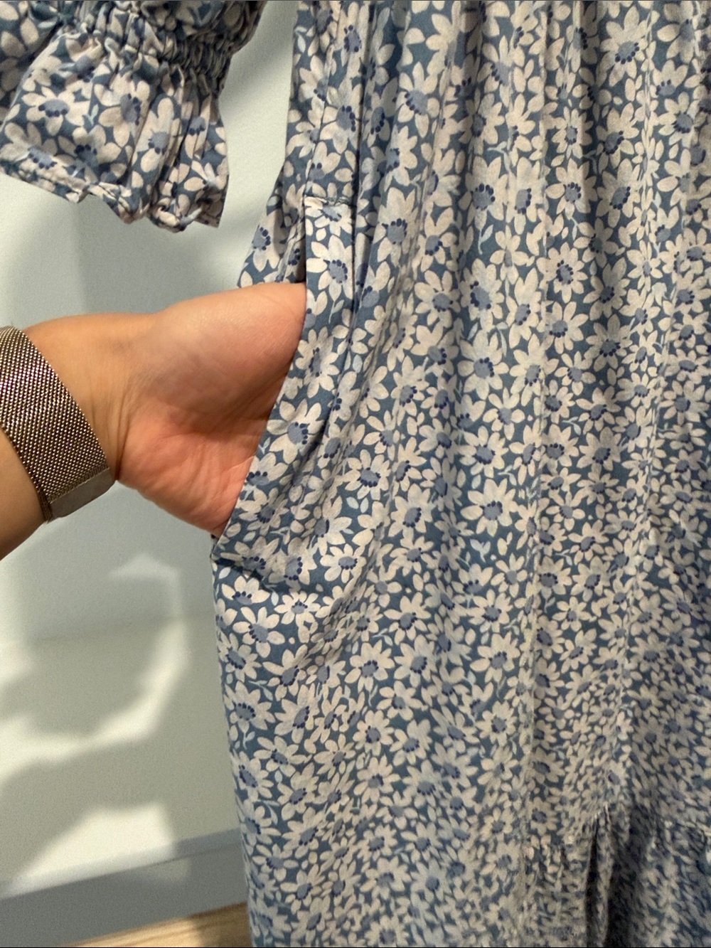 Madewell Lucie Smocked Midi Dress in Sunflower Field, XXS - Picture 5 of 7